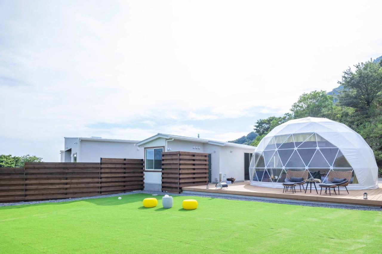 Lemon Farm Glamping Simanami Villa Onomichi Buitenkant foto
